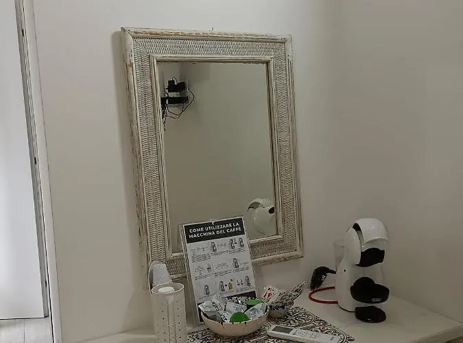 Double Room, Air Conditioning, Bathroom, In The Center Of Calabria N6783 3*