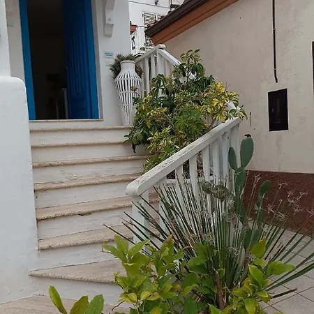 住宿加早餐酒店 Double Room, Air Conditioning, Bathroom, In The Center Of Calabria N6783