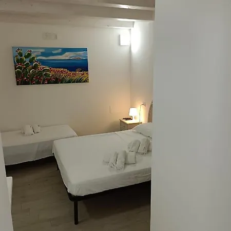 Double Room, Air Conditioning, Bathroom, In The Center Of Calabria N6783 Bed & Breakfast Tropea