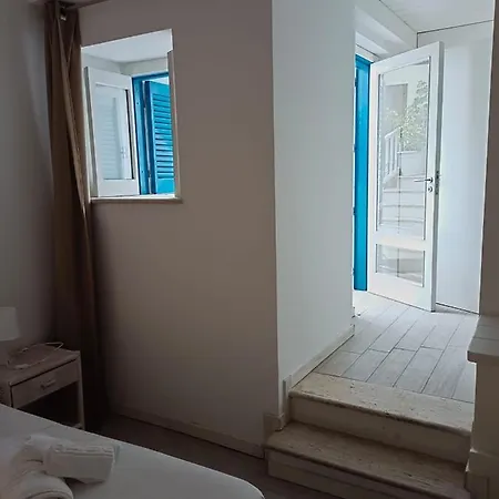 Double Room, Air Conditioning, Bathroom, In The Center Of Calabria N6783 住宿加早餐酒店 3*