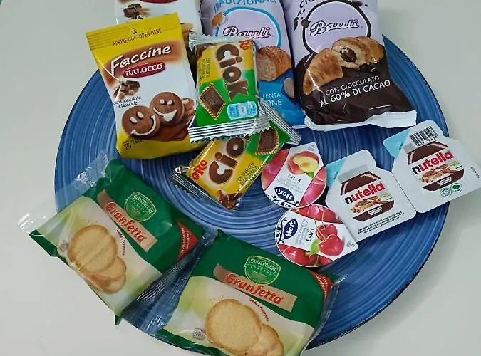 Double Room, Air Conditioning, Bathroom, In The Center Of Calabria N6783